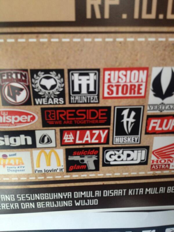 Cieee <a href="/Hauntedbali/">Haunted Clothing</a> !!