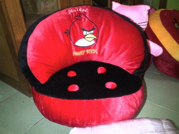 lintangfesyen's tweet image. @kicaupromo sofa kerang angry bird harga 120rb, ongkir 3kg, terima reseller ds, #sofaboneka
