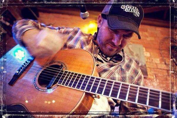 thefatpugleam's tweet photo. #livemusic this Friday night @thefatpugleam with #jamieknight http://t.co/sNHzGNYVXB