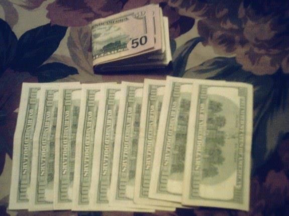 ComGreendot's tweet image. MY MORNING RITUAL!!! COUNTING UP......LETS FLIP THIS MONEY 200 INTO 2000 LESS THAN AN HOUR!!!