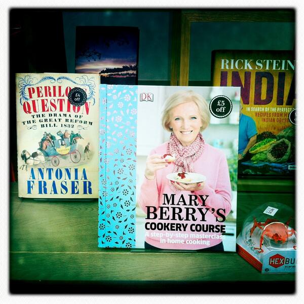 noelmurphy69's tweet photo. Always nice to see one if my pics displayed prominently in waterstones. http://t.co/MVHwmi07tI