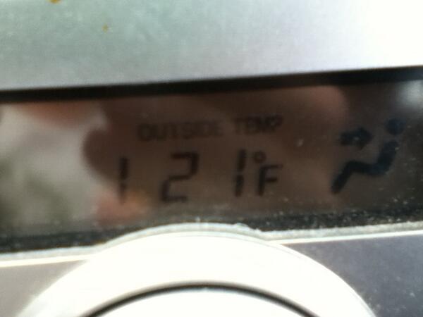 paulio456's tweet image. Its so hot outside buts its def not as hot as my car says it is #121F #49C