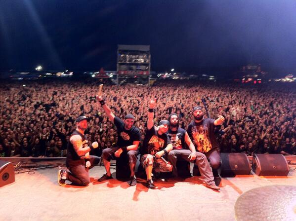 25,000+ fans for Newsted, AF, Hatebreed &amp; Slayer tonight. Metal &amp; Hardcore have never been stronger thanx 2 u all!