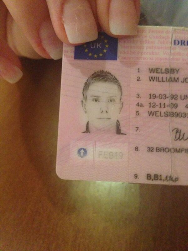 KatieBevan2's tweet image. If anyone finds this please return it to 21 cunt street where @BillyWelsby lives