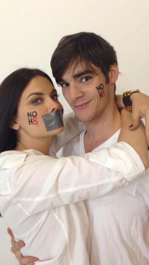Rj Mitte Girlfriend