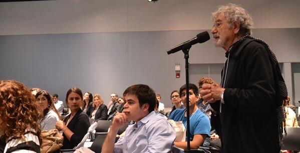 CrowdSourcingSP's tweet image. RT @E2013_Boston: .@BioCultural_ asks the panel: 

Is asking and answering question a creative act? #E13MIT