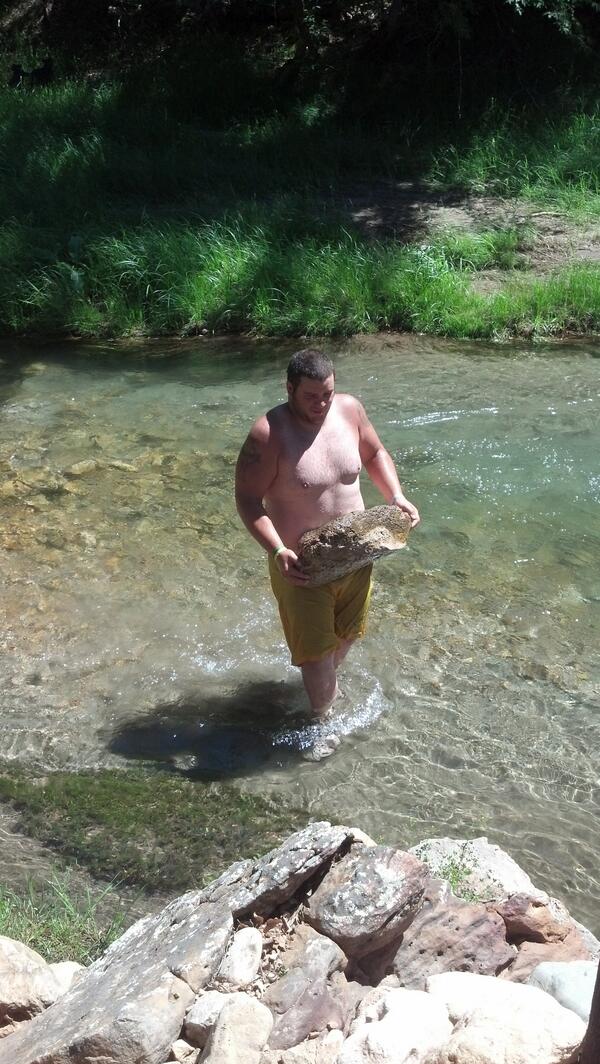 CPow64's tweet photo. Hard day working #movingboulders http://t.co/ZpMcrsALGi