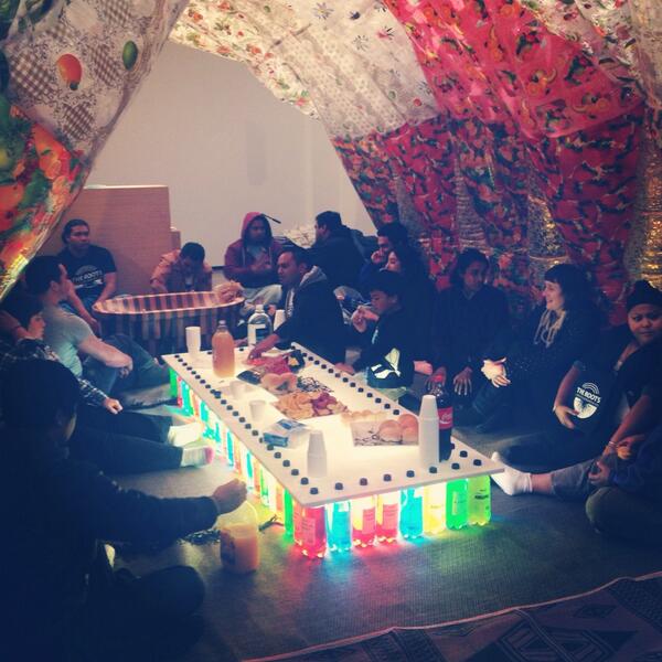 Fresh274's tweet image. Keg de Souza feeling the love last night @Fresh274 @roots_creative @paintforpeople @leilanikake @Martin_LW