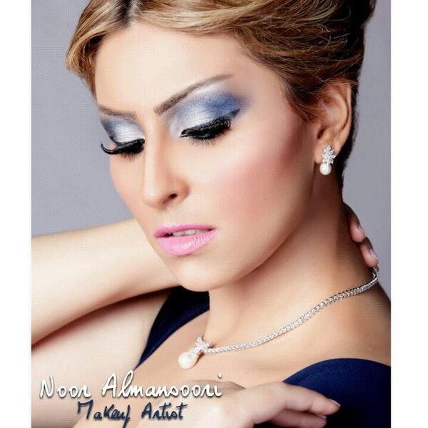 تألقي بأجمل خطوط المكياج لجميع المناسبات مع خبيره التجميل نور المنصوري.. للحجز او للإستفسار 36969989 #bahrain #gcc