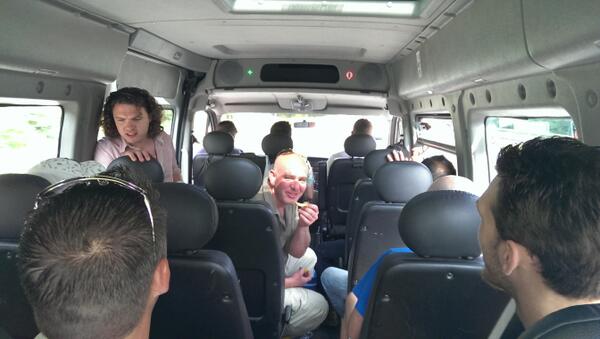 __Giz__'s tweet photo. Newquay watch out.. #stagdo #coasteering #pubs #women #hellofamess http://t.co/E3SGMGuiP9