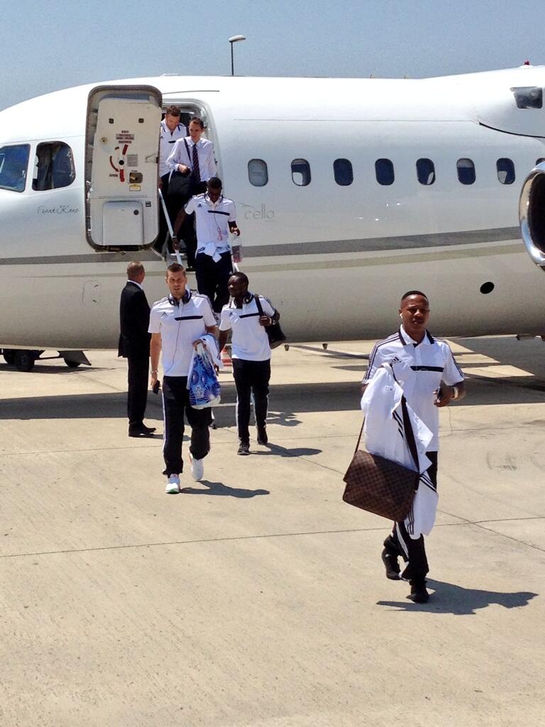 BO-FD9pCQAAXfYr.jpg:large