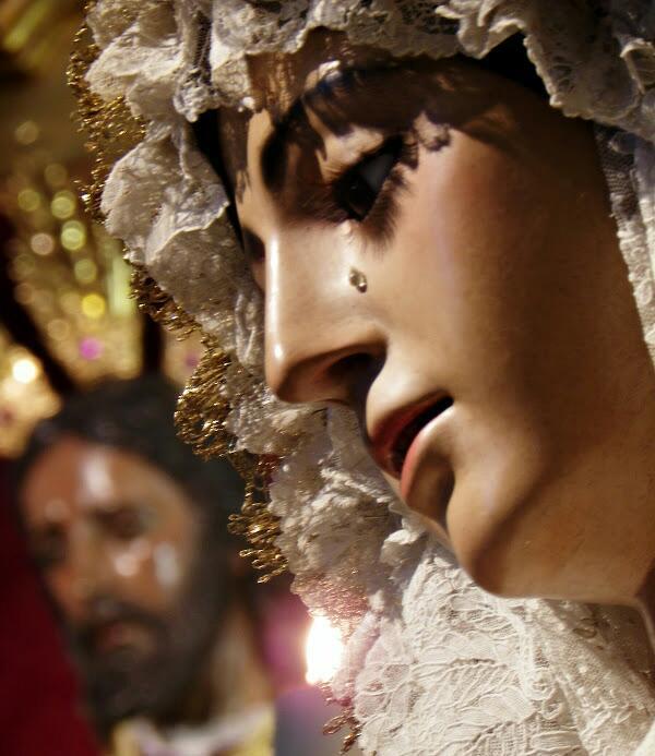dCofradias's tweet photo. Reyes de la calle Orfila. http://t.co/asoviMEi2g