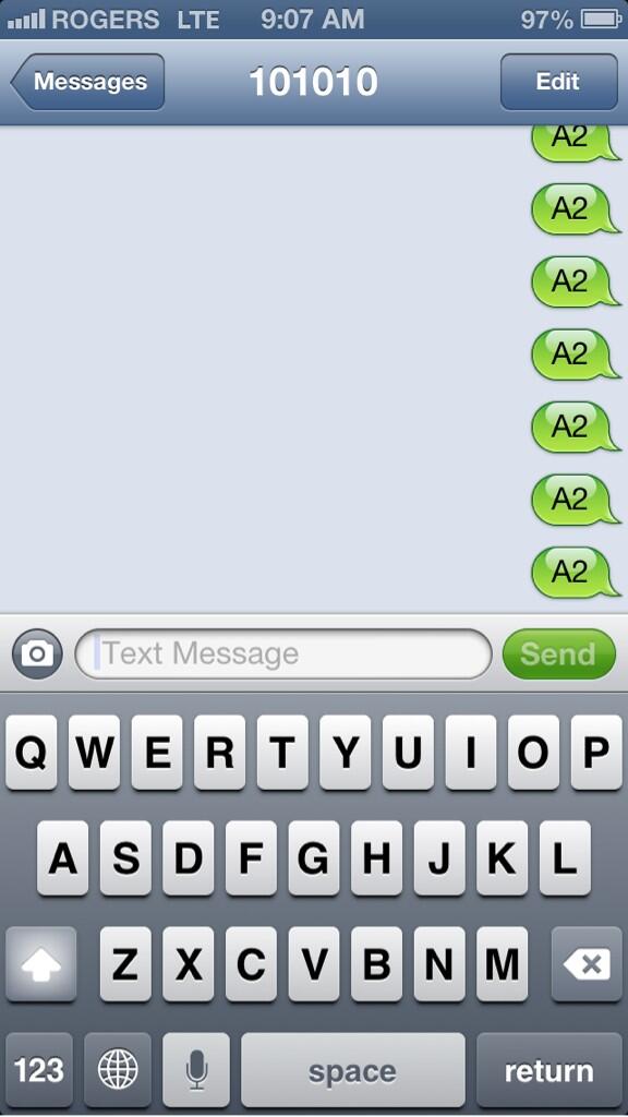 BlueJays's tweet photo. Love it! #RaiseTheBar RT @Alex_Bolanoss
@BlueJays this is how I spend my breaks at work! #SteveDelabar http://t.co/r4uXs1eBhN