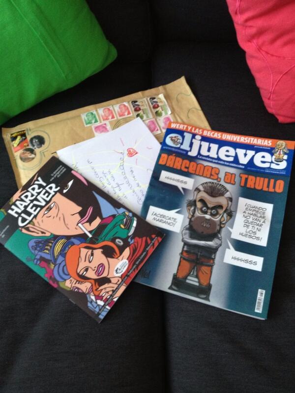 JoseAPele's tweet photo. Estar expatriado en Dinamarca y que tu hermana te mande @eljueves como regalo de cumpleaños, no tiene precio http://t.co/4Aq8jRmoOH