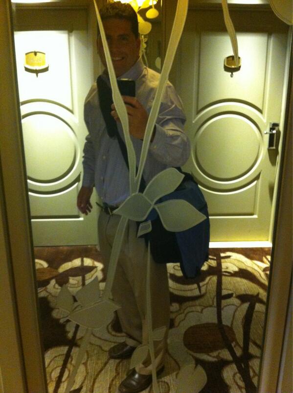 PerfForensics's tweet image. @jmichaelmcgarr since you didn&apos;t stick around I went ZZ Top &quot;sharp dressed man&quot; maybe BbWorld14 keynote? #DevCon13