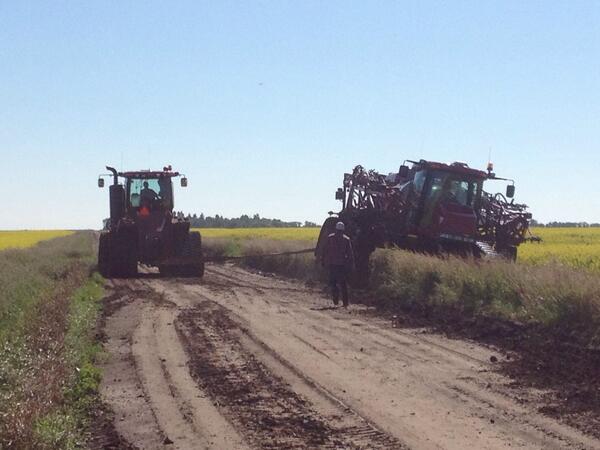 rumofarms's tweet image. Don&apos;t try the Ditch next time #grainfarmproblems