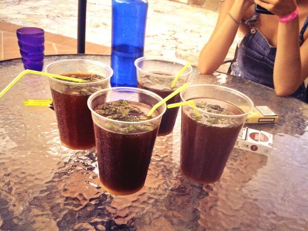 JuMartinez23's tweet photo. Mojito's time! http://t.co/GOXrOTYYYW
