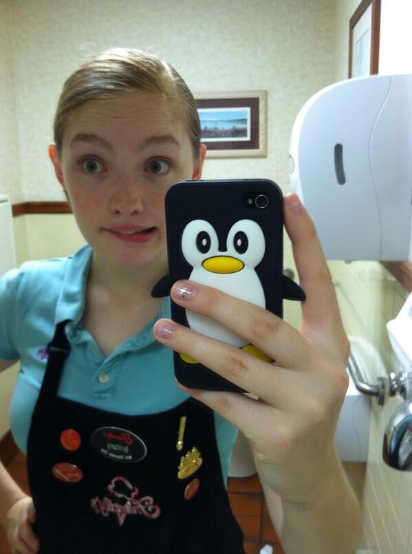 brittany_beltz's tweet image. I don't wanna be stuck at work! 😫😱 #almostoff