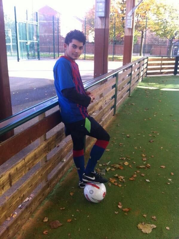 DVerdesi's tweet image. la fotbal in Stratford Park