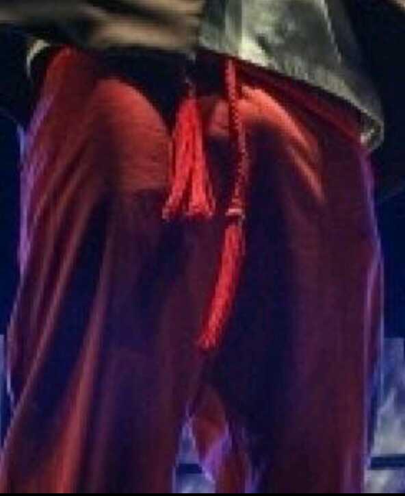 sheerio_nation's tweet photo. Crying bc so big http://t.co/8n9FogGuBR