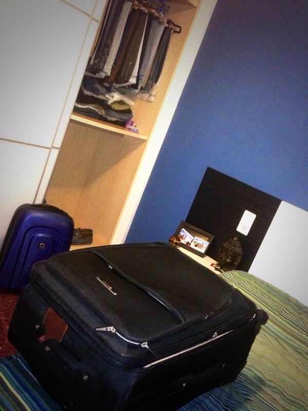guishom89's tweet photo. Let's start packing! http://t.co/MyO4tQZwuk