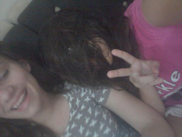 samellarayane's tweet image. 