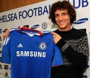 DavidLuizIndo's tweet photo. Nah, kalo ini @DavidLuiz_4 saat pertama kali bergabung dgn Chelsea... Masih inget di eranya siapa dan kapan? :D http://t.co/snoGXJHX5L