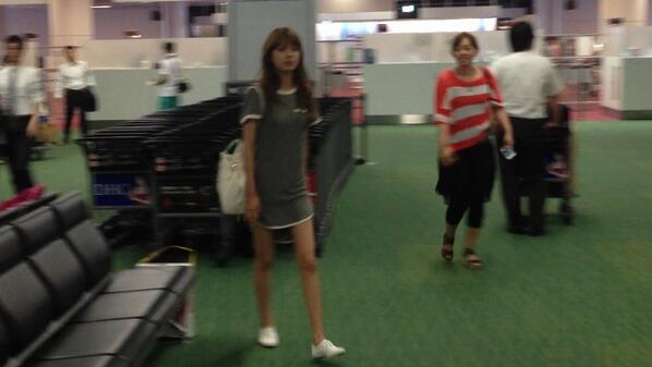 [PIC][11-07-2013]SNSD khởi hành đi Nhật Bản vào sáng nay BO3Me1uCIAAiGYY