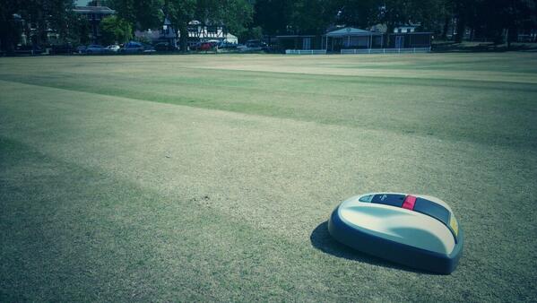 HondaMiimo's tweet photo. The grounds keepers at Kew Cricket Club asked me to make the greens nice &amp; short for the match today. #myjourney http://t.co/OqFPL6mpnZ