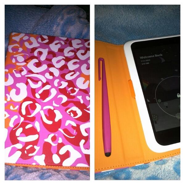 klinscott87's tweet image. LOVE this #NookHD cover! ♥