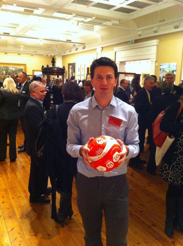 FF_Geelong's tweet photo. YOU LITTLE BEAUTY !! Cheers @GeelongChamber &amp; @MelbourneHeart for our lucky draw prize #networkinggeelong http://t.co/tptJd8PDIs