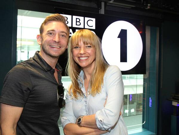 BBCR1's tweet photo. Thanks for stopping by @djfreshdnb - and for playing our ridiculous pun-based food quiz! #FreshOrFunky http://t.co/Dh6DnYoYv0