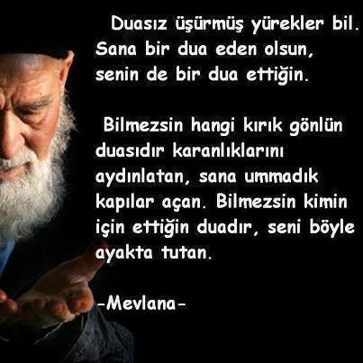 Ezgininsayfasi's tweet photo. Sana bir dua eden olsun, senin de bir dua ettiğin.... http://t.co/KUdxBRl3xz