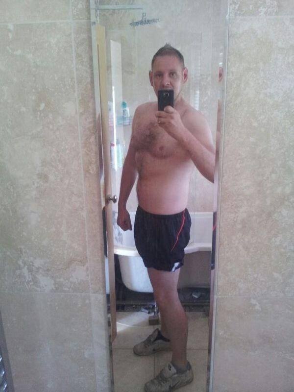RobDitchfield's tweet photo. @Selfpic_wankers http://t.co/6CqywySenZ