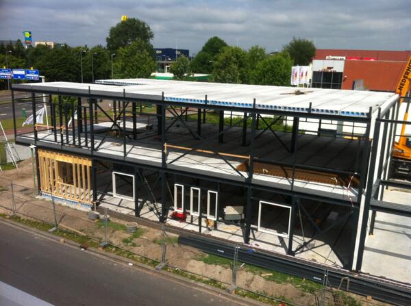 stolkav's tweet photo. Er worden meters gemaakt zo vlak voor de bouwvak! Kijk voor de update op http://t.co/MRioKBvtPb #nieuwpand #stolkav http://t.co/zVhaZageZh