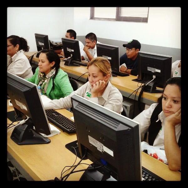 ContraloriaLeon's tweet image. Funcionarios públicos del @zooleon ya realizaron también su examen de la función pública #ProgramaAnticorrupción