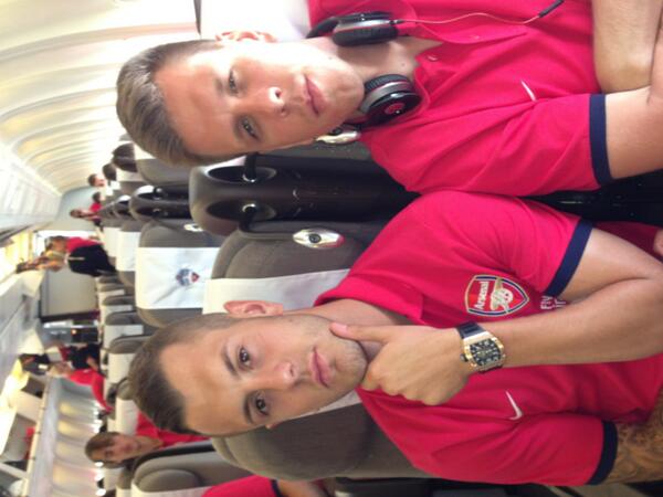 JackWilshere's tweet photo. Look who I have been put next to!! #shortstraw http://t.co/4qmTxRbvC0