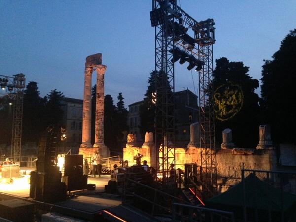 Milieha's tweet photo. Festival des Suds à Arles... Mes premiers stages, mes premières expériences dans les musiques du monde ! #SudsàArles http://t.co/CE7u1WXGS7