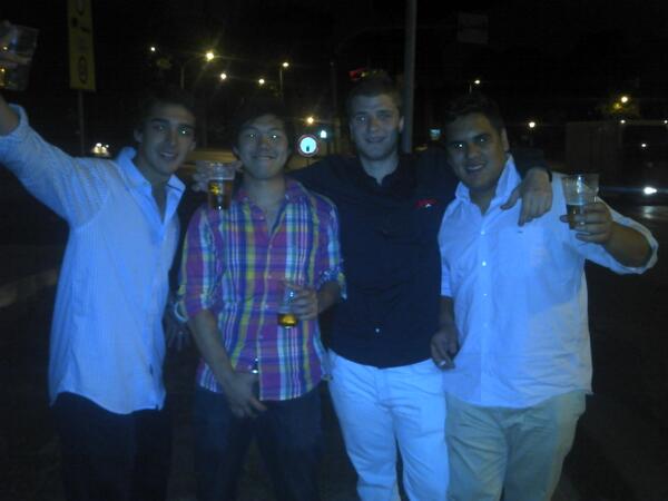 anhelovelasquez's tweet photo. @OrellanoJuan @LauchaaRueda @crischon #EsLaKevab http://t.co/mOLXNTG5OC