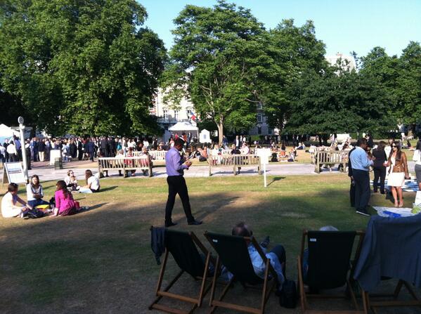 hackneyresident's tweet image. London in the Sun - an'it grand!