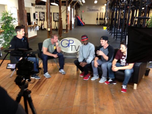 julietstarrett's tweet photo. Behind the scenes at @GPTeleVision with @carlpaoli @mobilitywod @iamunscared with BBoy Black and Milestone http://t.co/byA7DX25hd