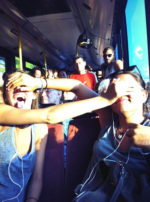 loretorubio95's tweet photo. @BlancaSospe @marta_zulu de vuelta http://t.co/s2SDSBKMq7