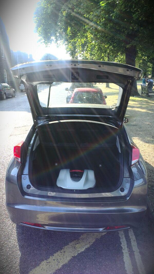 HondaMiimo's tweet photo. All packed up and ready to go home after #myjourney in London today #hondacivic http://t.co/QHWMk9AhyV