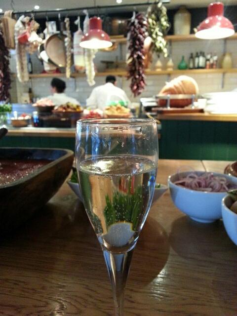 Laura_4Ps's tweet photo. Really going to miss my job! @Kia_4ps @PontisIK http://t.co/3RZB2A69UY