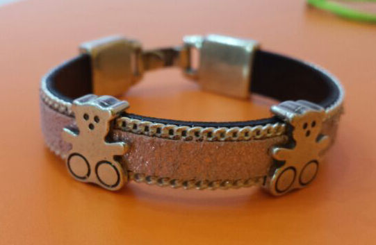 Avoces333's tweet photo. Pulseras hechas a mano, a medida y como la quieras!! http://t.co/vTMpxb4zFu