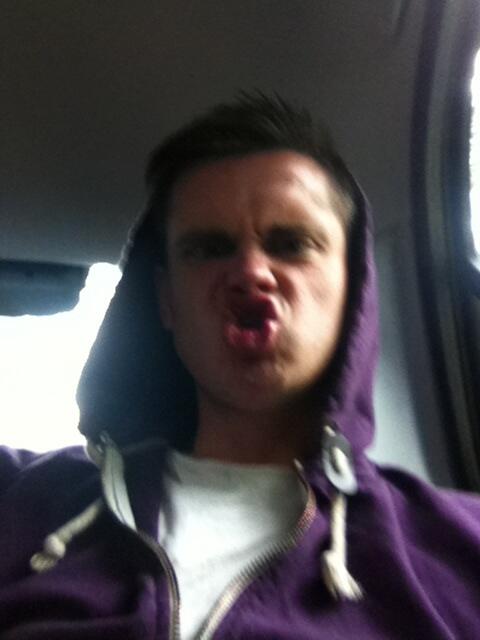 AlexanderGusta5's tweet photo. My sexy posing face http://t.co/lKbZej7ciS