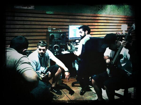 KrakenSound's tweet photo. Gabi Pons ( Gabicore ) grabando Nueva Dirección en Krakensound http://t.co/fCeDerbCho