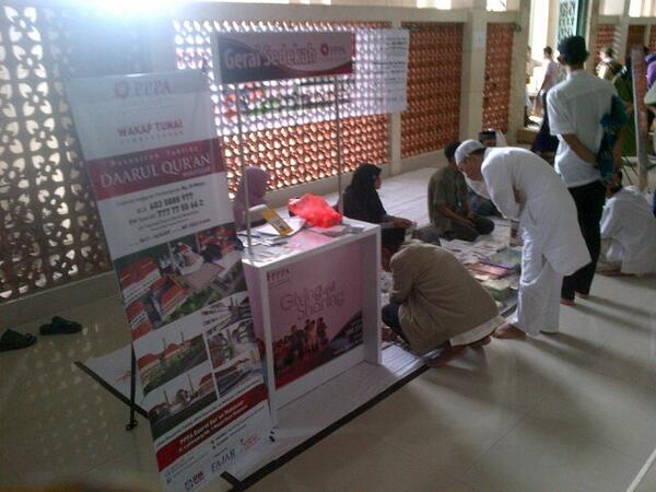 Datang kunjungi Stand &amp; Gerai Sedeqah PPPA DaQu Makassar di Mesjid Raya Makassar semua buku2 @PPPA_SHOP ada disini