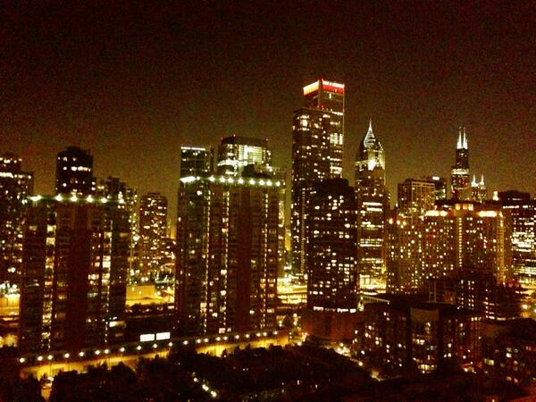 rishad's tweet photo. Chicago tonight from our balcony. http://t.co/90y7MCHsgM