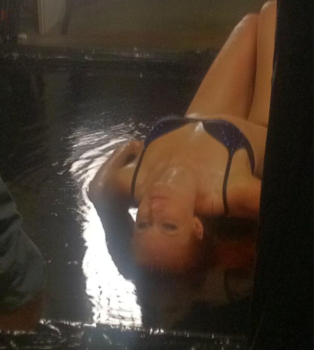 My job involves hot girls getting wet... This is work?!? ;D #Winning http://t.co/3LckXAzsyn